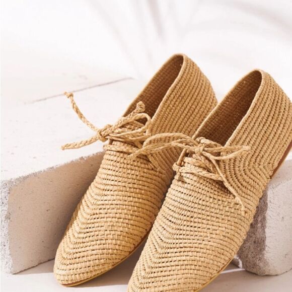 BULIBASHER Takama Natural  Loafers NWOT!
